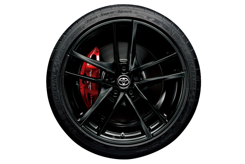 スープラ 特別仕様車 19インチマットブラック鍛造アルミホイール