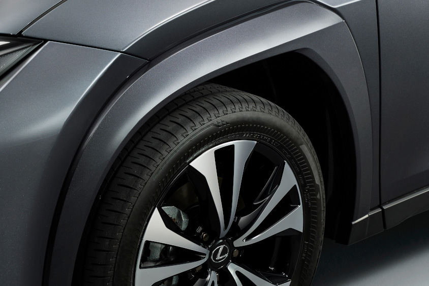 UX250h 特別仕様車“F SPORT Style Blue” フェンダーアーチモール（カラード）