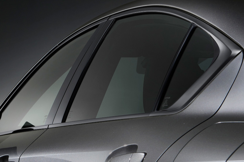 IS 特別仕様車“F SPORT Mode Black S” ウインドゥモール