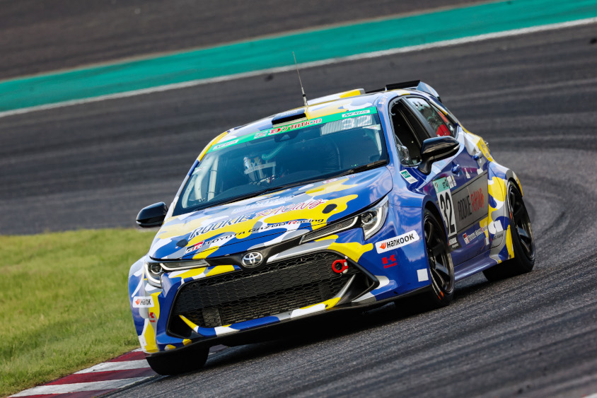 32号車 ORC ROOKIE Corolla H2 concept