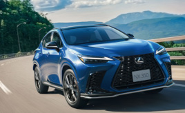 レクサス、新型「NX」を発売。レクサス初となるPHEVや「先読みエコドライブ」などのコネクティッド機能も採用