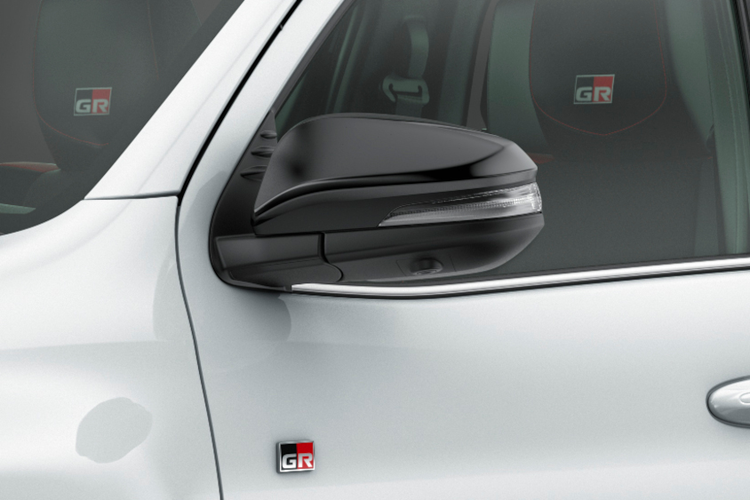 ハイラックス Z“GR SPORT”サイドターンランプ付電動格納式ドアミラー（ブラック塗装）