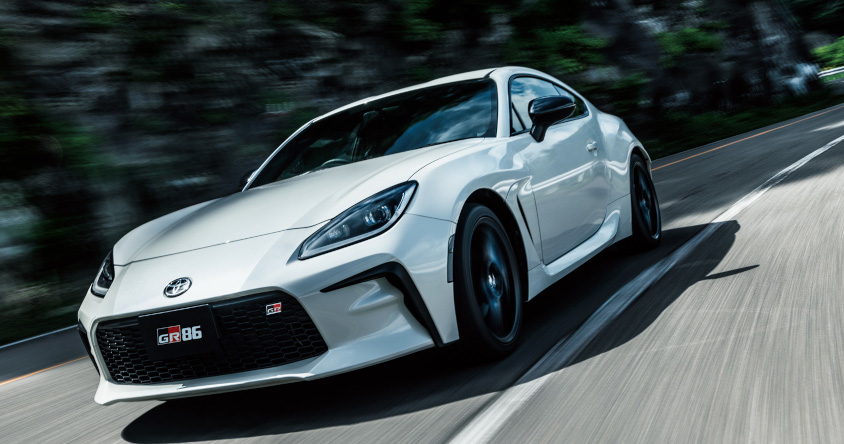 GR86がついに発売開始！ D-4S付2.4L水平対向エンジンやアイサイトも