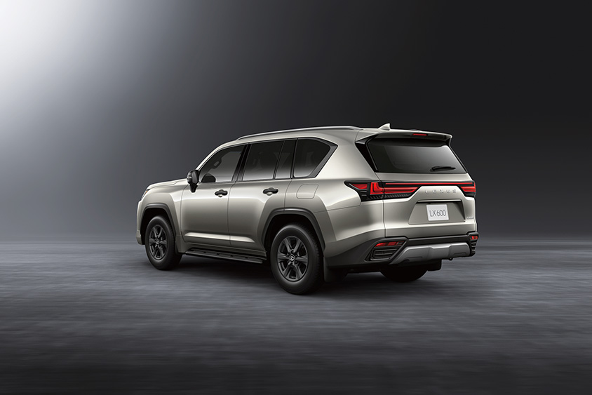 LX600“OFFROAD”(ソニックチタニウム)