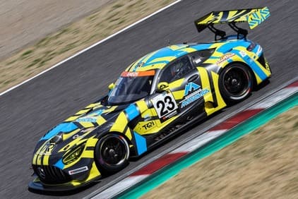 スーパー耐久シリーズ2022 第1戦 SUZUKA 5時間耐久レース　23号車TKRI 松永建設 AMG GT3 