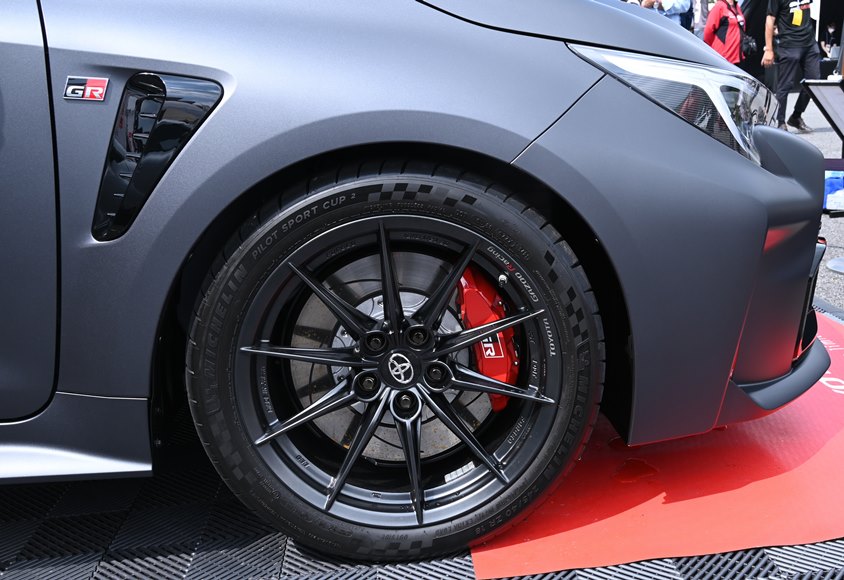 GRカローラ モリゾウエディション