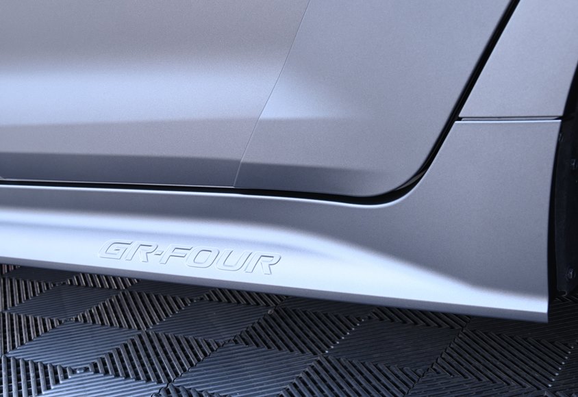 GRカローラ モリゾウエディション