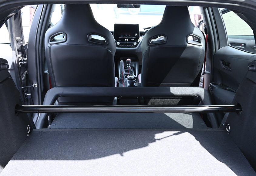 GRカローラ モリゾウエディション 操安ブレース