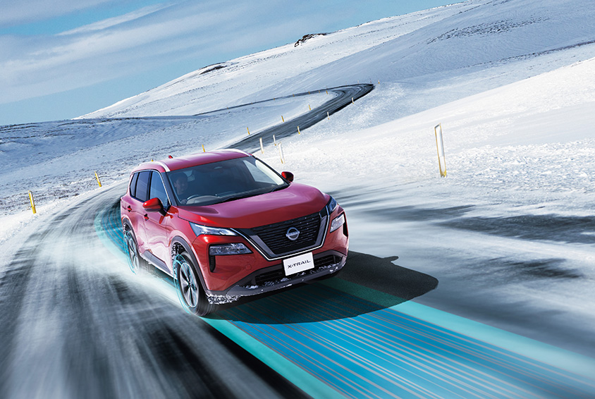 「新型エクストレイル」