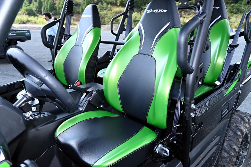 TERYX4 S LE　シート