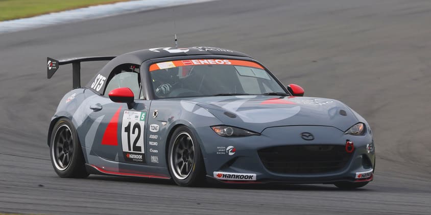 倶楽部MAZDA SPIRIT RACING ROADSTER