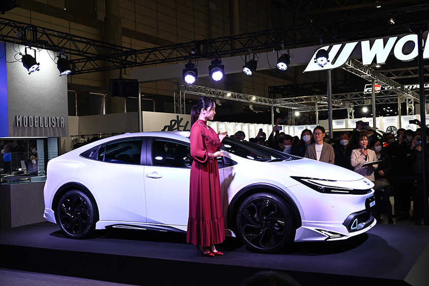 新型プリウスをカスタマイズしたNEO ADVANCE STYLE