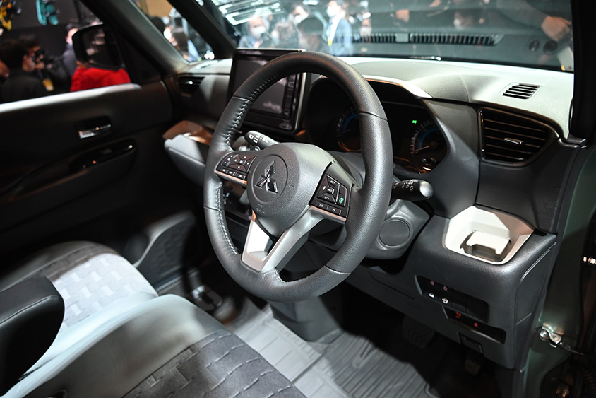 新型デリカミニのインテリア1