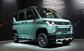 三菱自動車　新型軽自動車デリカミニを出展　2023東京オートサロン