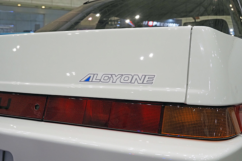 NATS-S ALCYONEのテールレンズ