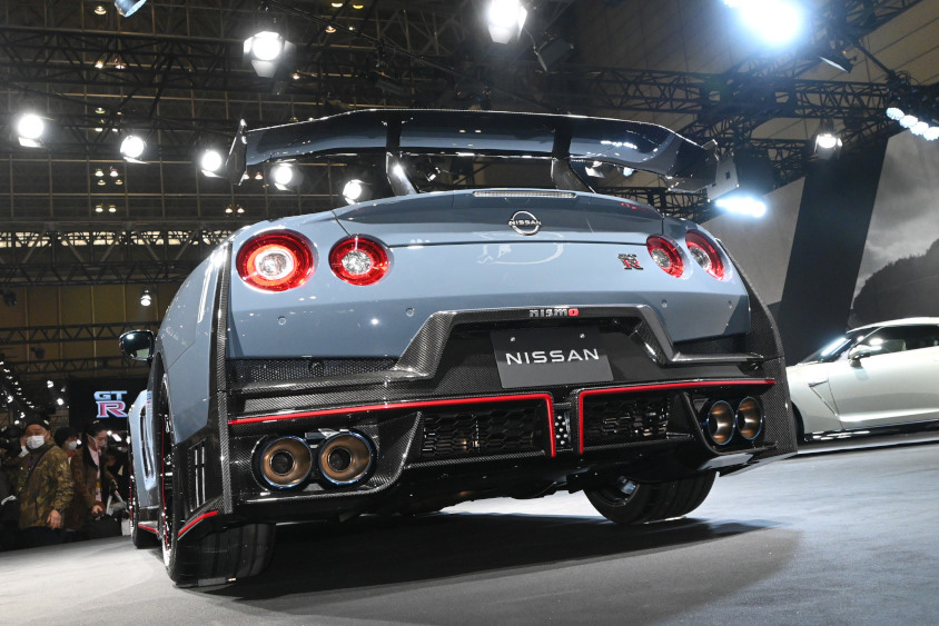 NISSAN GT-R 2024年モデルのリアビュー