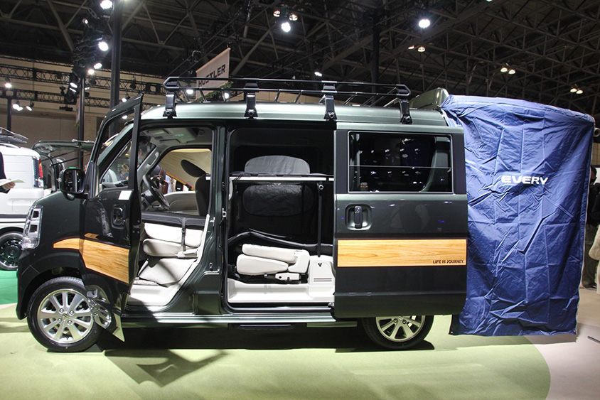 EVERY WAGONのサイド