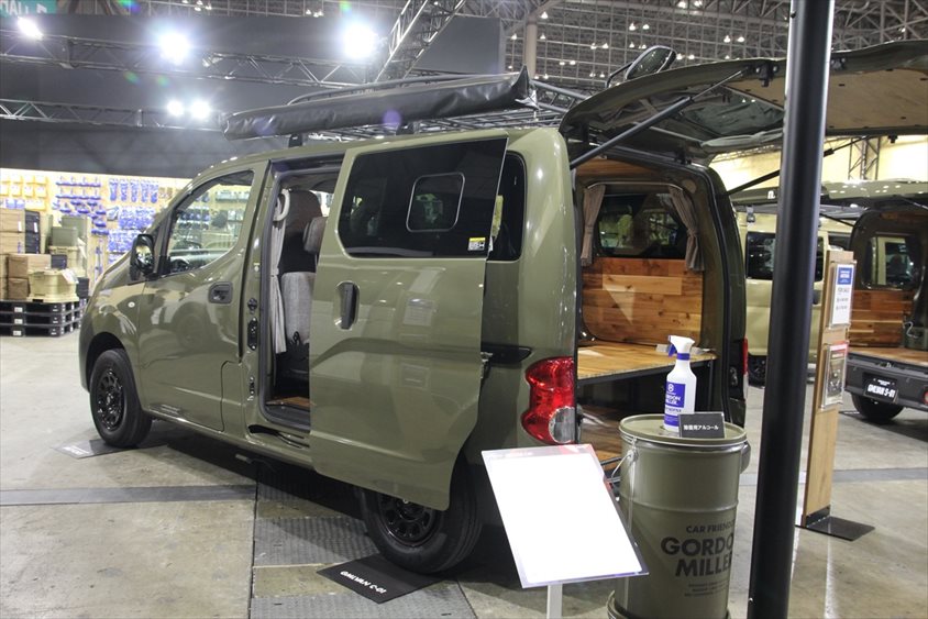 GORDON MILLERのGMLVAN C-01＠東京オートサロン2023