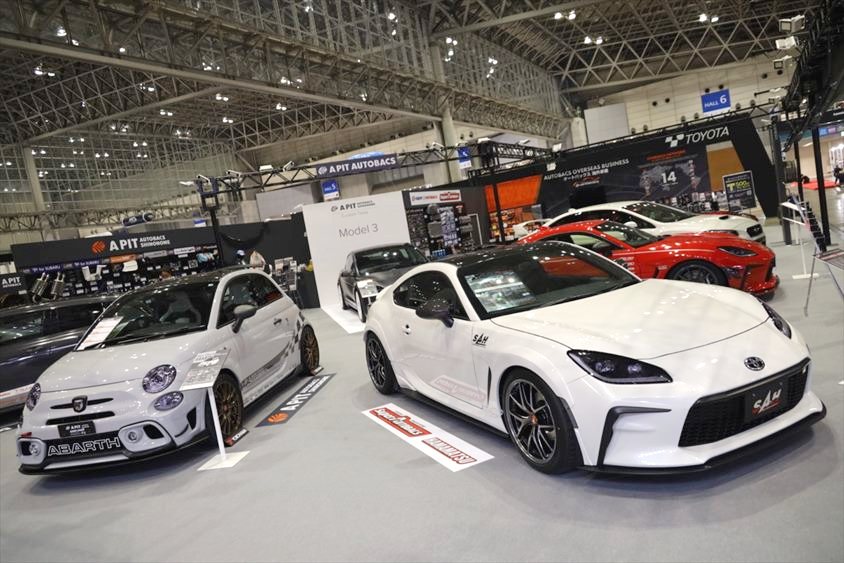 オートバックスグループのブース＠東京オートサロン2023