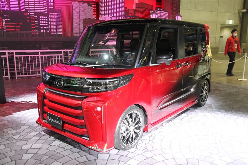 TANTO CUSTOM RED/BLACK