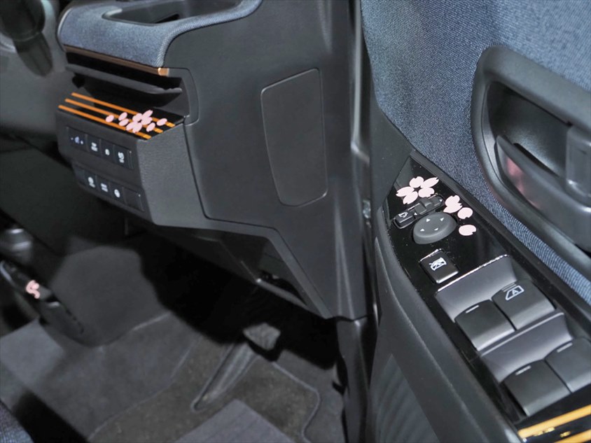 SAKURA e-share mobi KYOTOインテリア＠東京オートサロン2023