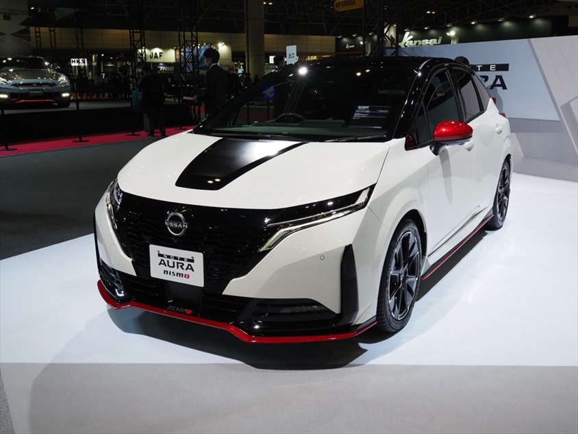 AURA NISMO＠東京オートサロン2023