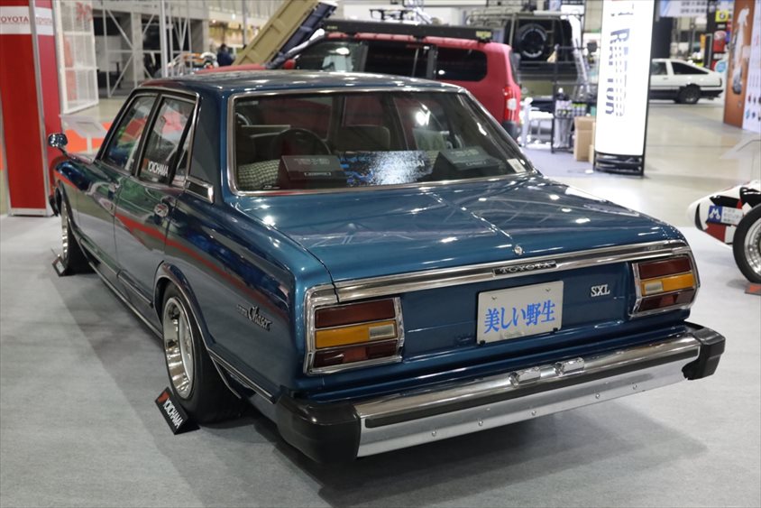 トヨタ・チェイサー(MX30)のレストア車両「美しい野生」のリア＠東京オートサロン2023