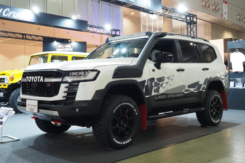 トヨタ車体・LAND CRUISER TLC Custom