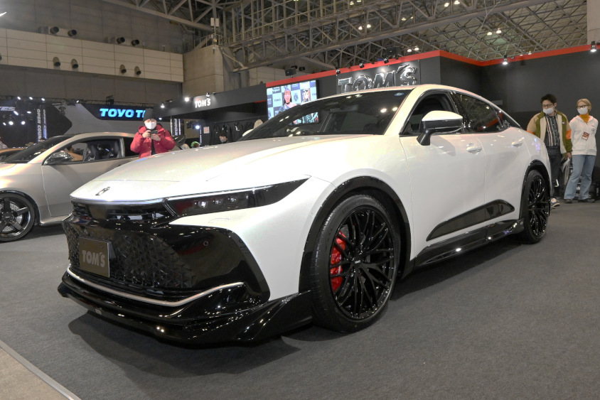 TOM’S CROWN CROSSOVER TOM’S デザインver.＠東京オートサロン2023