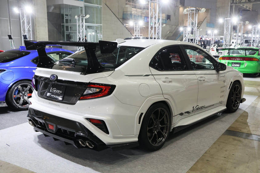 2023東京オートサロン VARIS WRX S4のリヤ