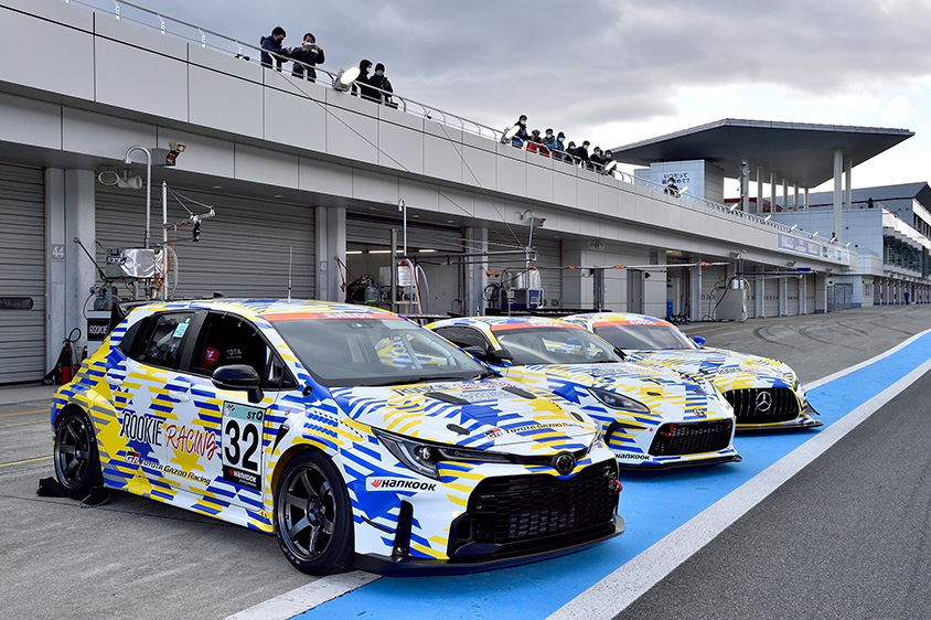 2023年のROOKIE Racingは3台体制で参戦