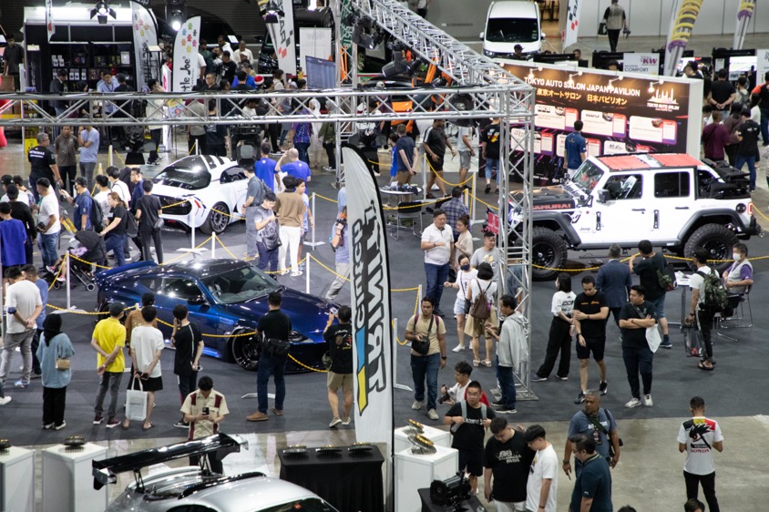 東京オート差サロン クアラルンプール2023のトラストの展示ブース