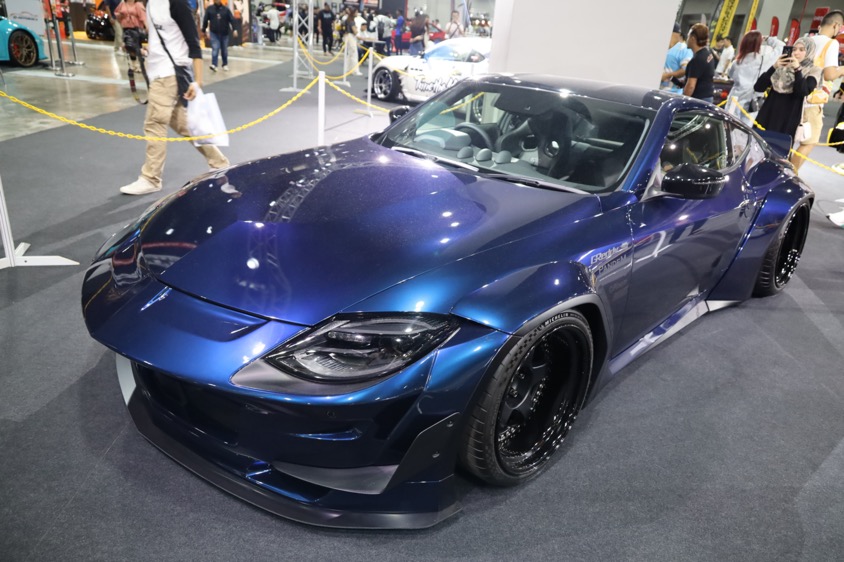 トラストが新型フェアレディZをカスタムした「GReddy Stance RZ34」