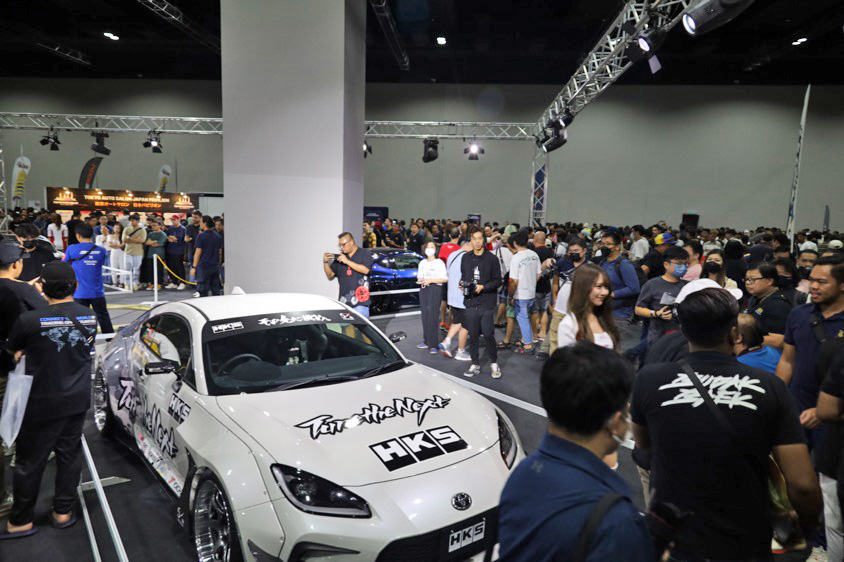 東京オートサロン・クアラルンプールに展示した「HKS DRIVING PERFORMER GR86 TYPE-R」