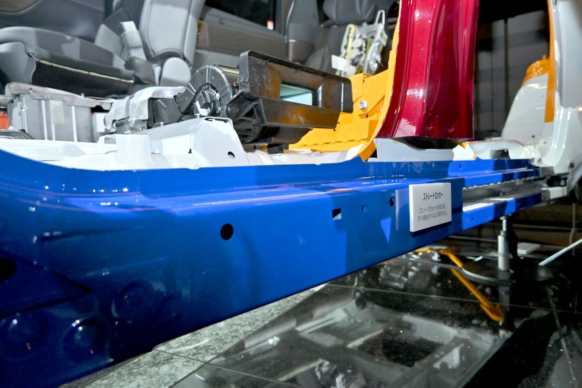 新型アルファード、ヴェルファイアのロッカーアーム