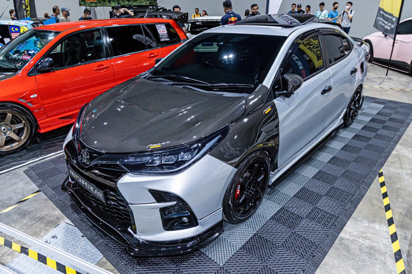 トヨタ・カローラ