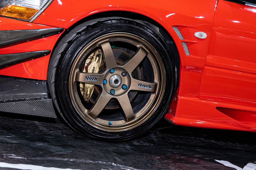 ランサーエボリューションⅨワゴンのホイール