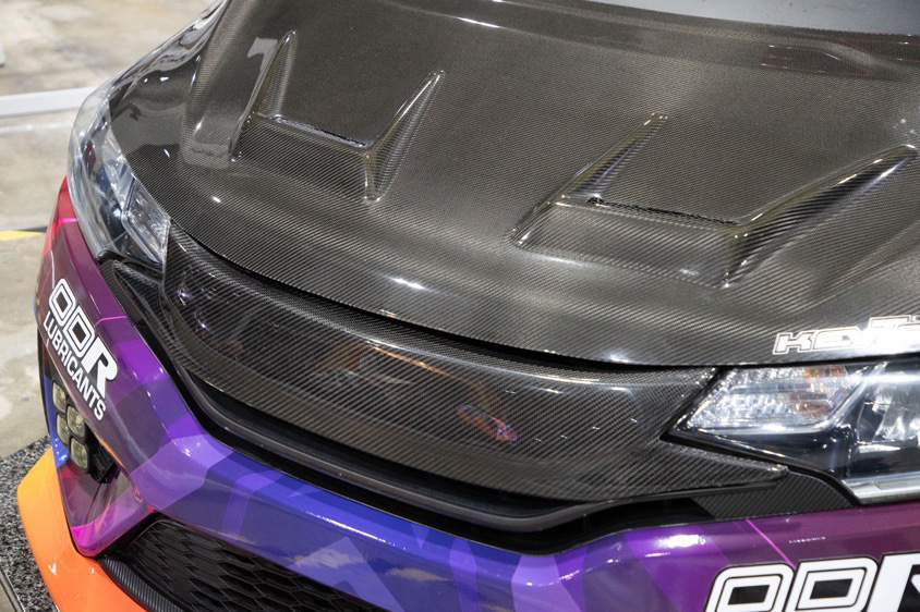 ホンダ・フィットのカーボンボンネット【東京オートサロン・クアラルンプール2023】