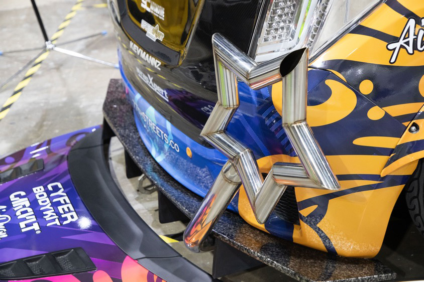 ホンダ・フィット【東京オートサロン・クアラルンプール2023】の星形のマフラー