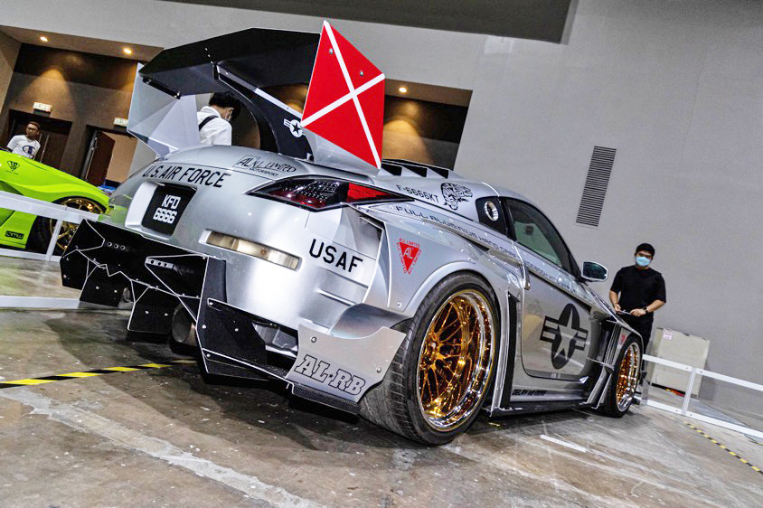 日産・フェアレディZ【東京オートサロン・クアラルンプール2023】のリヤ