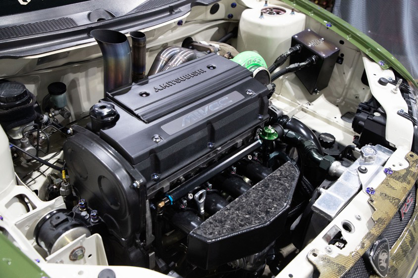 プロトン・サトリアネオのエンジンルーム