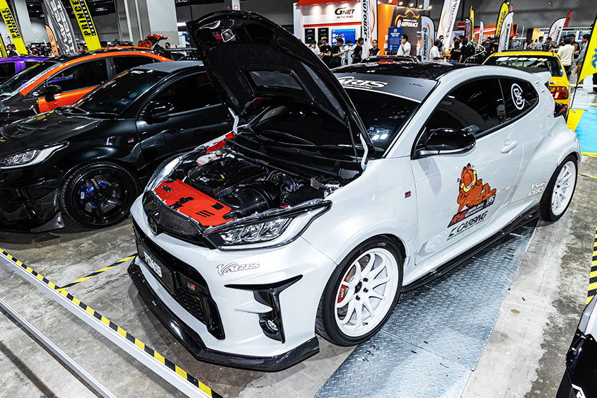 バリスのエアロを装着したトヨタ・GRヤリス（東京オートサロン・クアラルンプール2023）