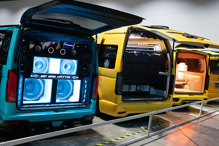 トヨタ・ハイエースのオーディオカスタム（東京オートサロン・クアラルンプール2023）