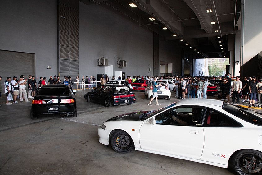 日本とマレーシアのクルマ事情の違いは!? カーミーティングで直撃！【東京オートサロン・クアラルンプール2023】