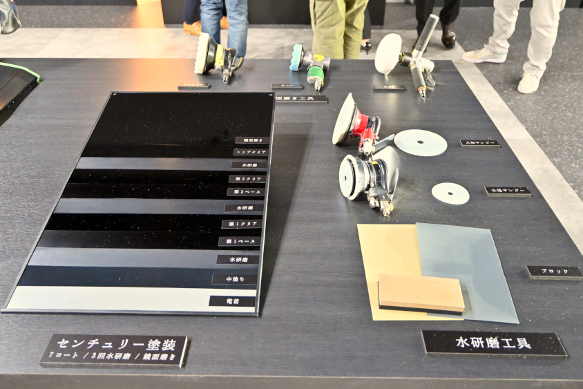 11工程にも及ぶセンチュリーの塗装