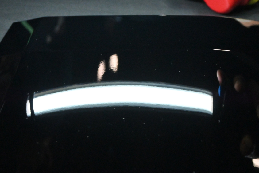 出荷品質のバンパーに光を当てる