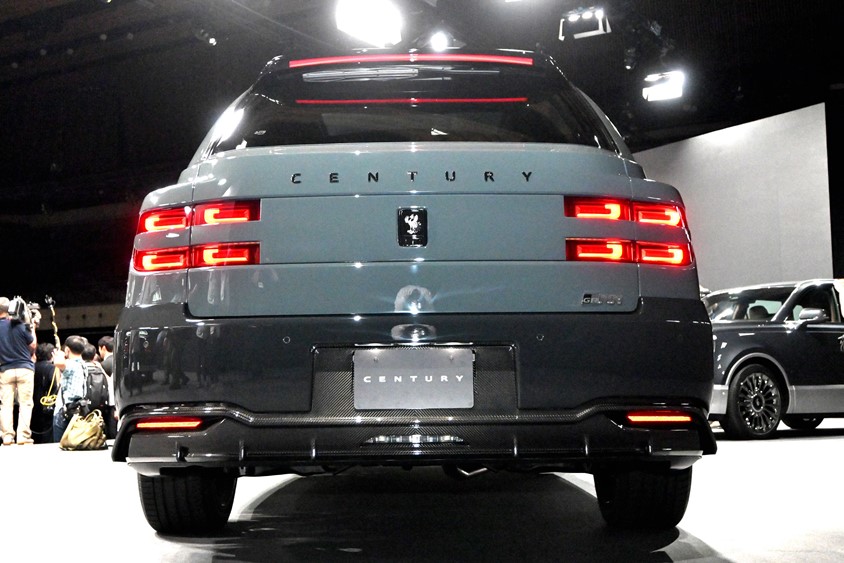 センチュリー GRMN　リアビュー