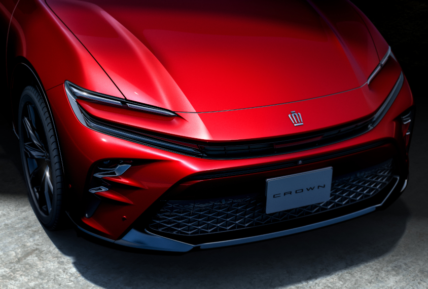 SPORT Z（2.5L・ハイブリッド）（エモーショナルレッドⅢ）＜オプション装着車＞