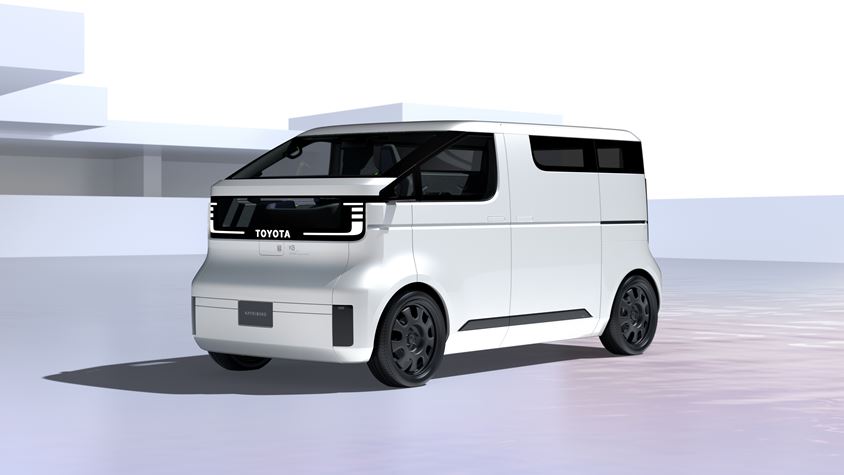 トヨタブース　KAYOIBAKO（カヨイバコ）　ジャパンモビリティショー2023