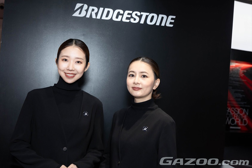 ブリヂストンブースコンパニオン ジャパンモビリティーショー2023